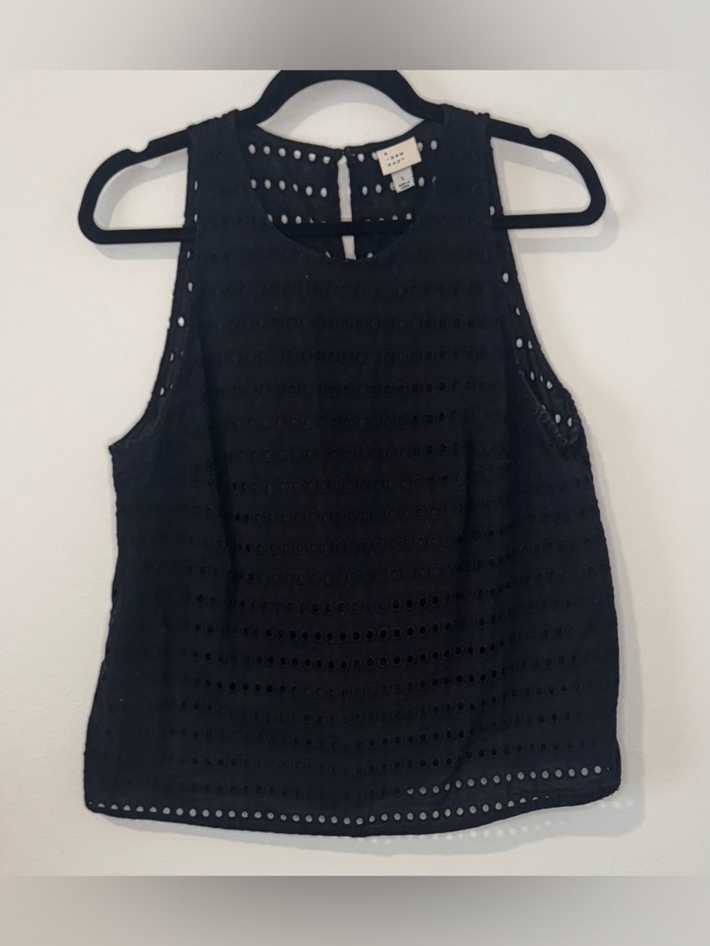 A New Day Black Eyelet Sleeveless Blouse Large Cutout Tank Top Keyhole Back